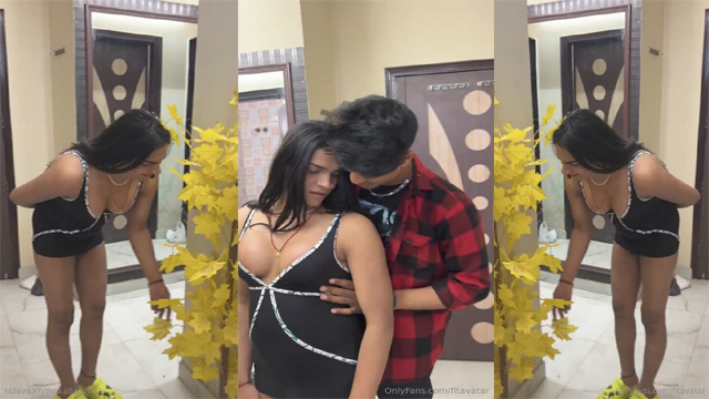 Sex With Shemale in bathroom full Video